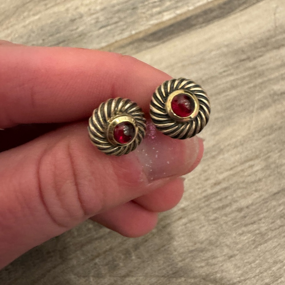 DAVID YURMAN Sterling & 14K Cable Cookie Post Small Red Stone Garnet Earrings - Picture 11 of 12